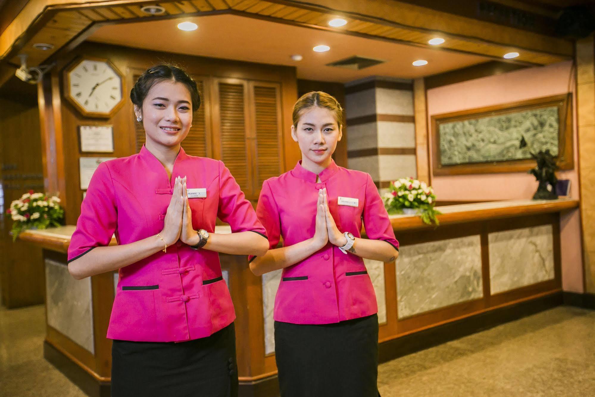 Raya Grand Hotel Nakhon Ratchasima Luaran gambar