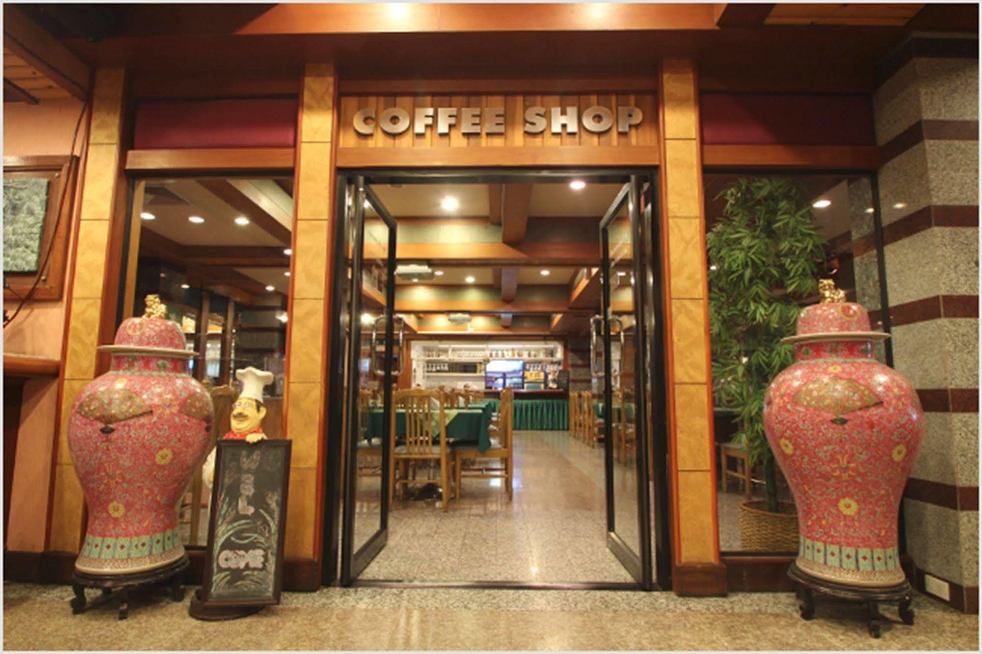 Raya Grand Hotel Nakhon Ratchasima Luaran gambar